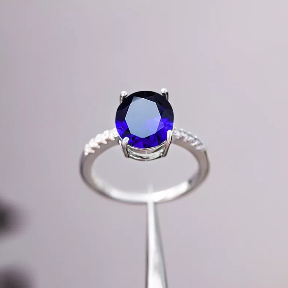 Elegant blue vintage love oval Zircon ring…